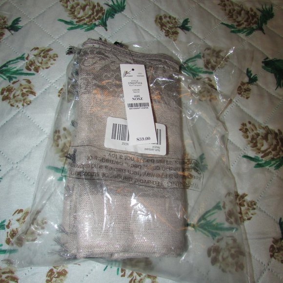 WHBM Jacquard Fringe Oblong Scarf - Picture 6 of 6